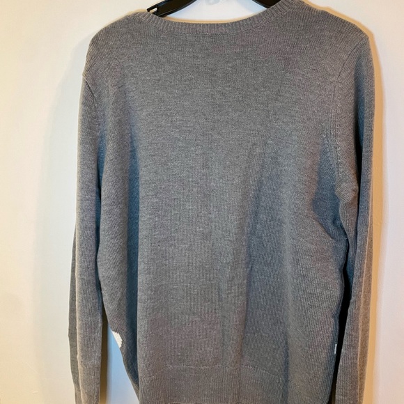 Gap Grey sweater with white polka dots Large - Picture 9 of 11